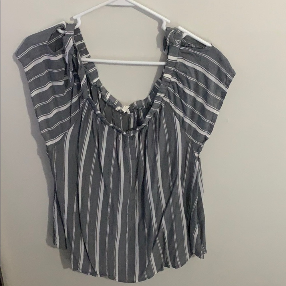 Various Maurices tops